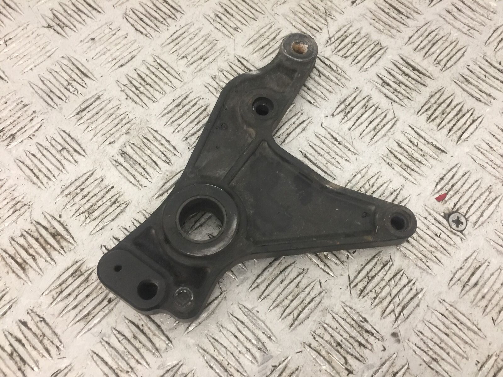 KAWASAKI Z1000 SX REAR CALIPER BRACKET YEAR 2011 (STOCK 796)