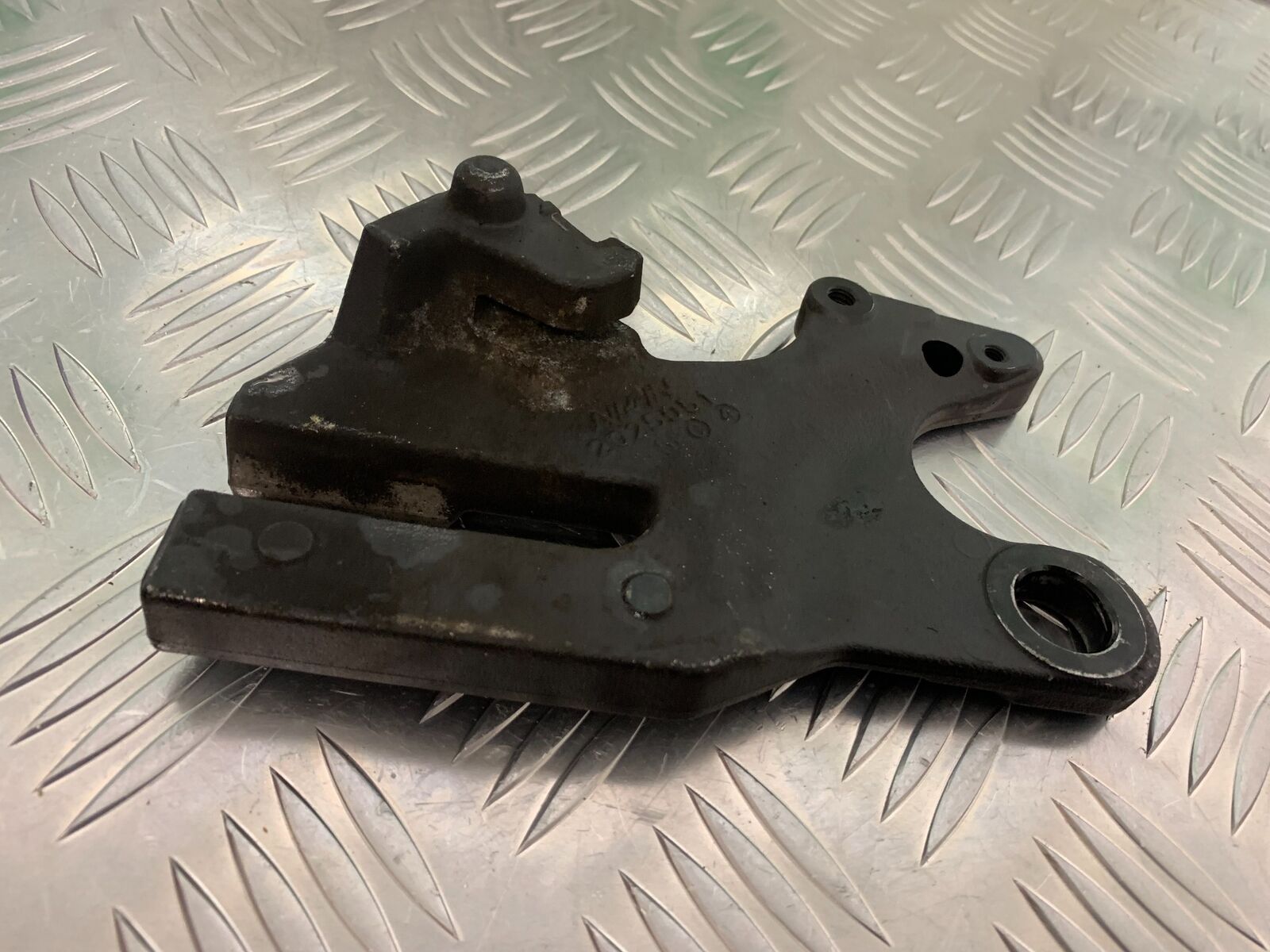 TRIUMPH TIGER 800 XCA REAR CALIPER BRACKET   YEAR 2015-2017 (STOCK 940)