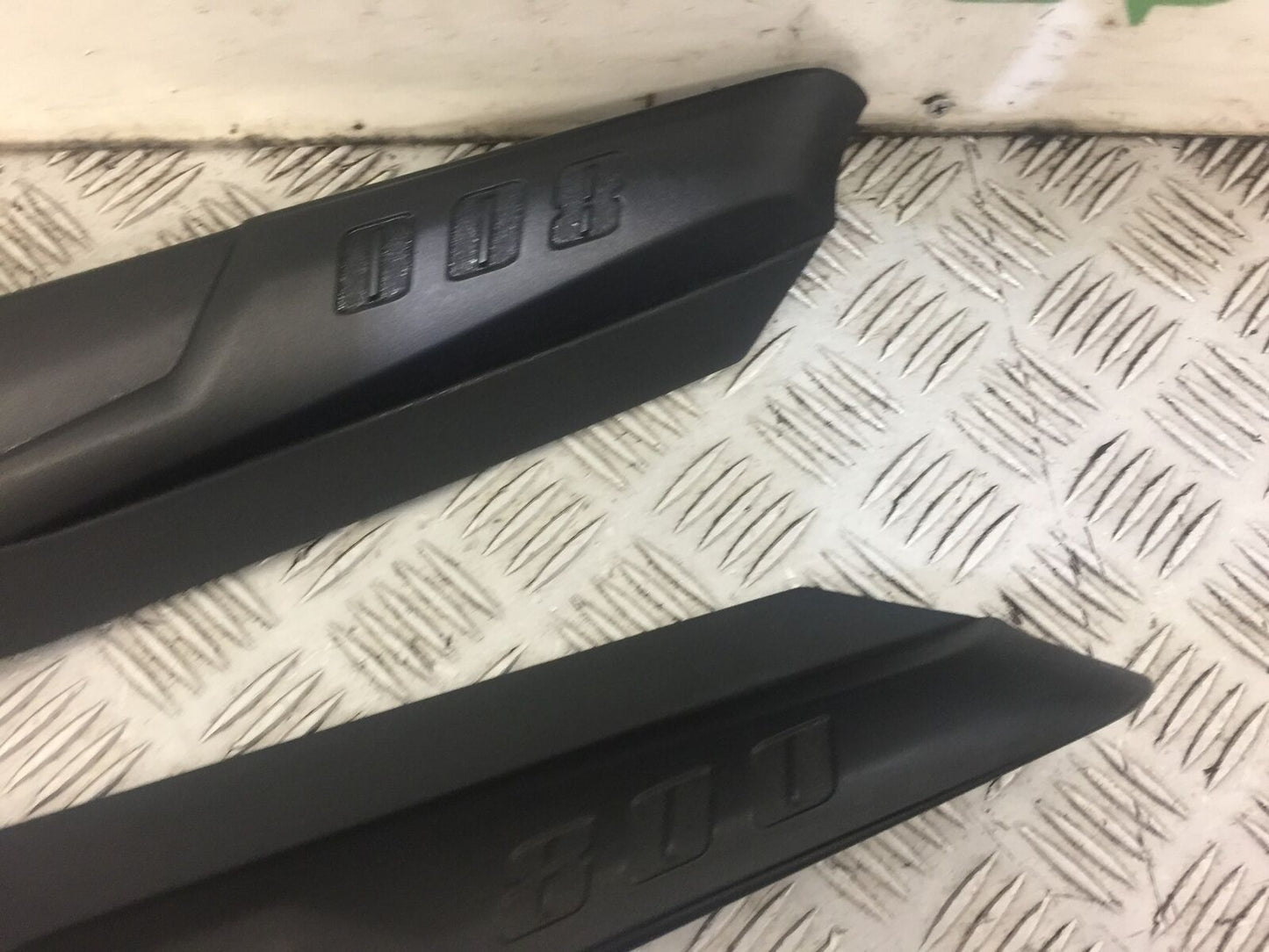 TRIUMPH TIGER 800 XRT LEFT AND RIGHT INFILLS  2015-2017  (STOCK 506)