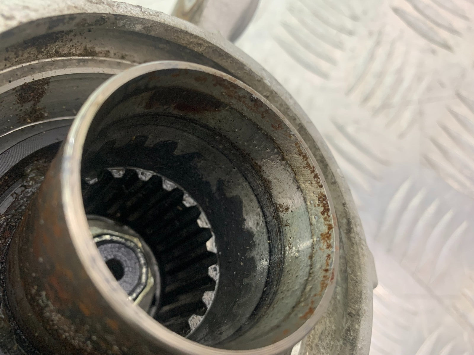 KAWASAKI GTR1400 GTR 1400 REAR DIFF YEAR 2007-2009 (CMB1306)