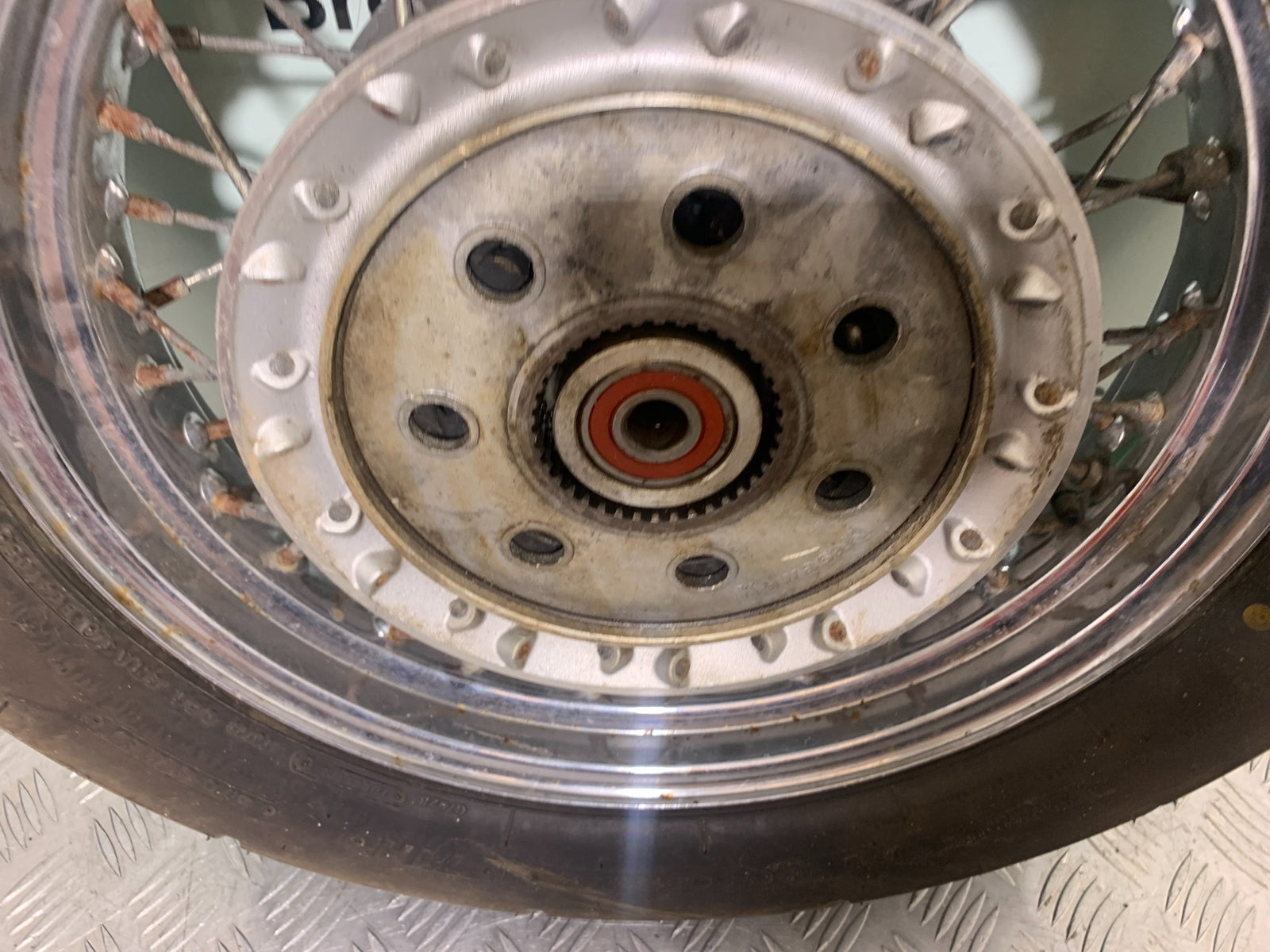 KAWASAKI VN1500 CLASSIC REAR WHEEL YEAR 1999 -2006 (CMB1166)