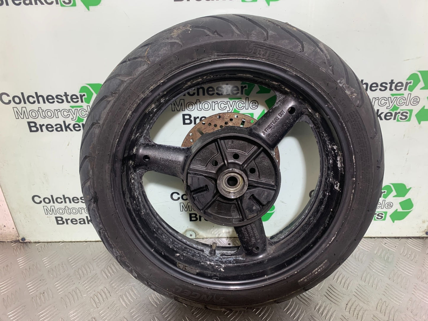 SUZUKI RF900 RF 900 REAR WHEEL  YEAR 1994-1999 CMB1326