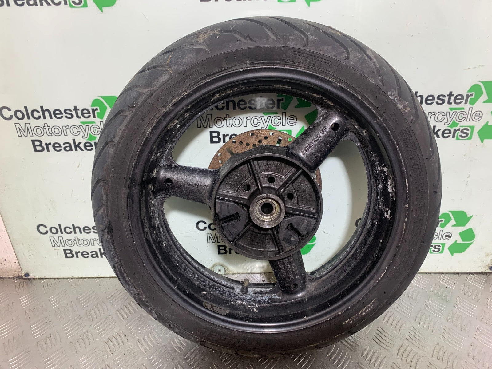 SUZUKI RF900 RF 900 REAR WHEEL  YEAR 1994-1999 CMB1326