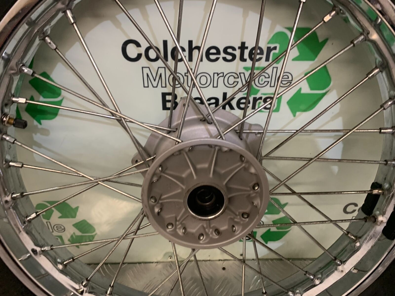 ROYAL ENFIELD 350 CLASSIC FRONT WHEEL  YEAR 2022 (STOCK 967)