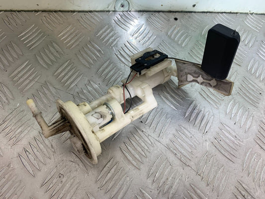 SUZUKI AN 200 UN 200 BURGMAN PETROL PUMP   YEAR 2007-09 (CMB1128)