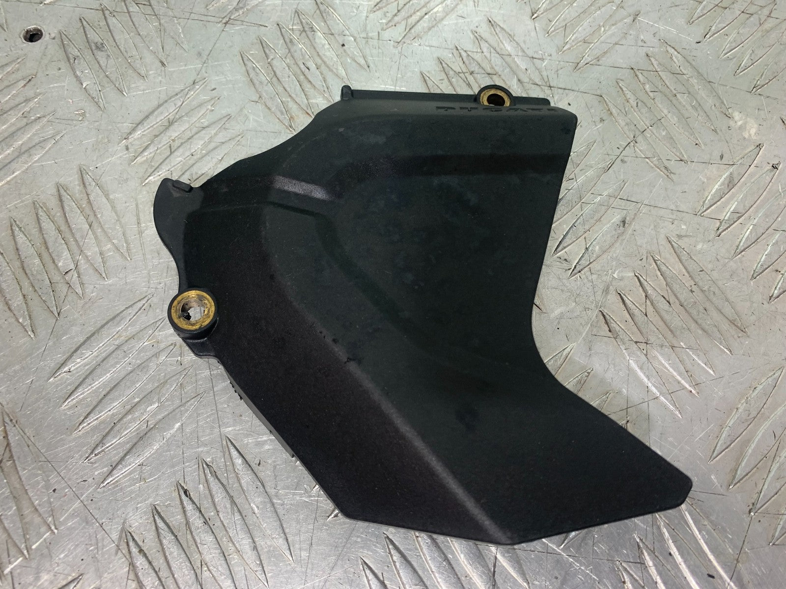DUCATI 1198 S SPROCKET COVER  YEAR 2009-2011 (CMB1219)