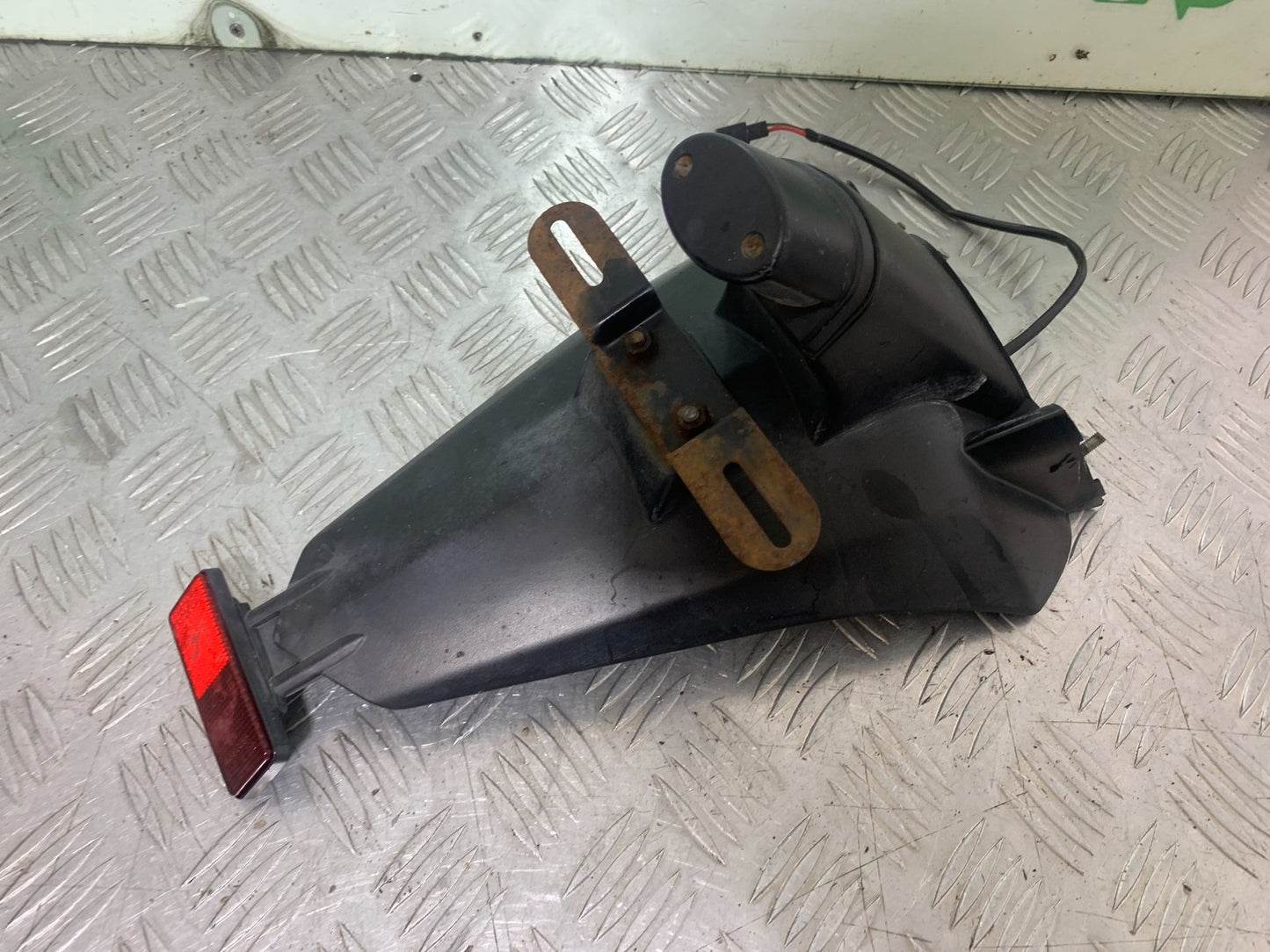 KAWASAKI GTR1400 GTR 1400 REAR MUDGUARD   YEAR 2007-2009 (CMB1174)