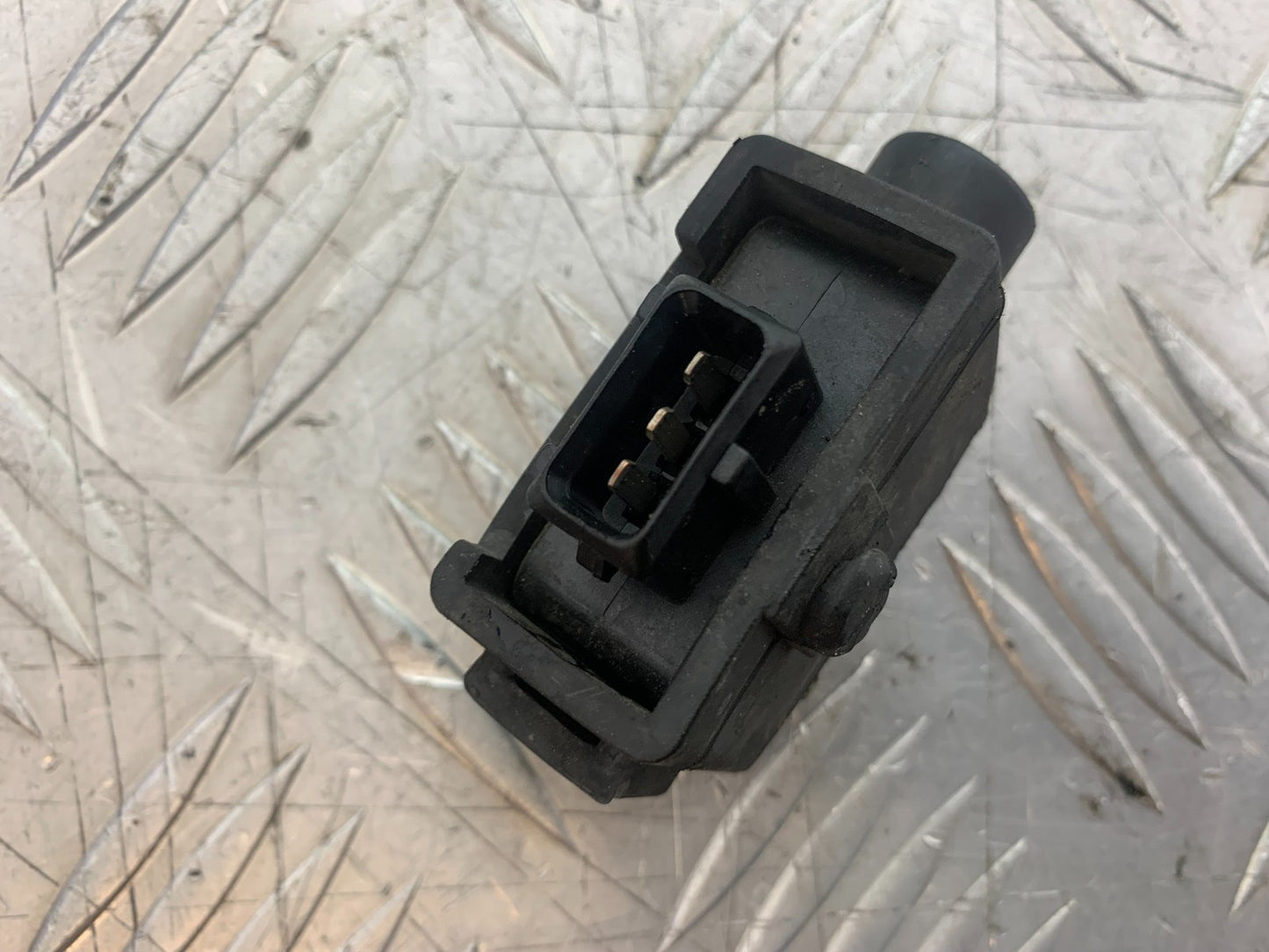 BMW R850 R R850R RELAY   YEAR 1994-2002 (CMB1170)