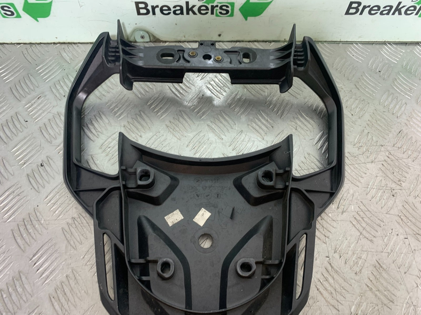 TRIUMPH 1050 SPRINT GT GRAB RAIL   YEAR 2010-2016 (CMB1250)