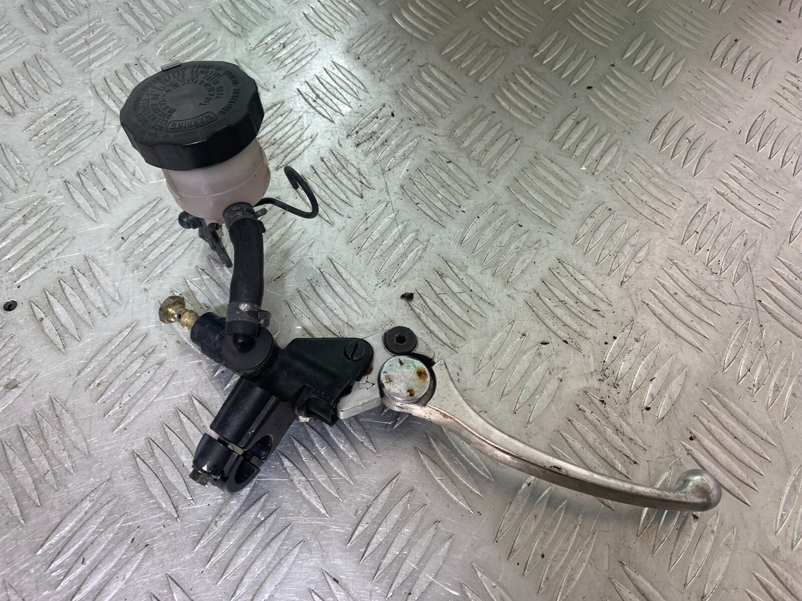 YAMAHA YZF600 YZF 600 THUNDERCAT FRONT MASTER CYLINDER   1996-2003 (CMB1134)