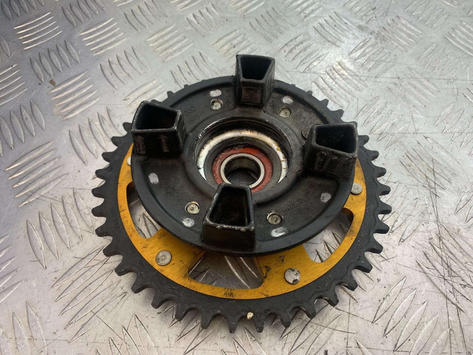 KAWASAKI ZX10R ZX10 R SPROCKET CARRIER   2008-2010 (CMB1206)