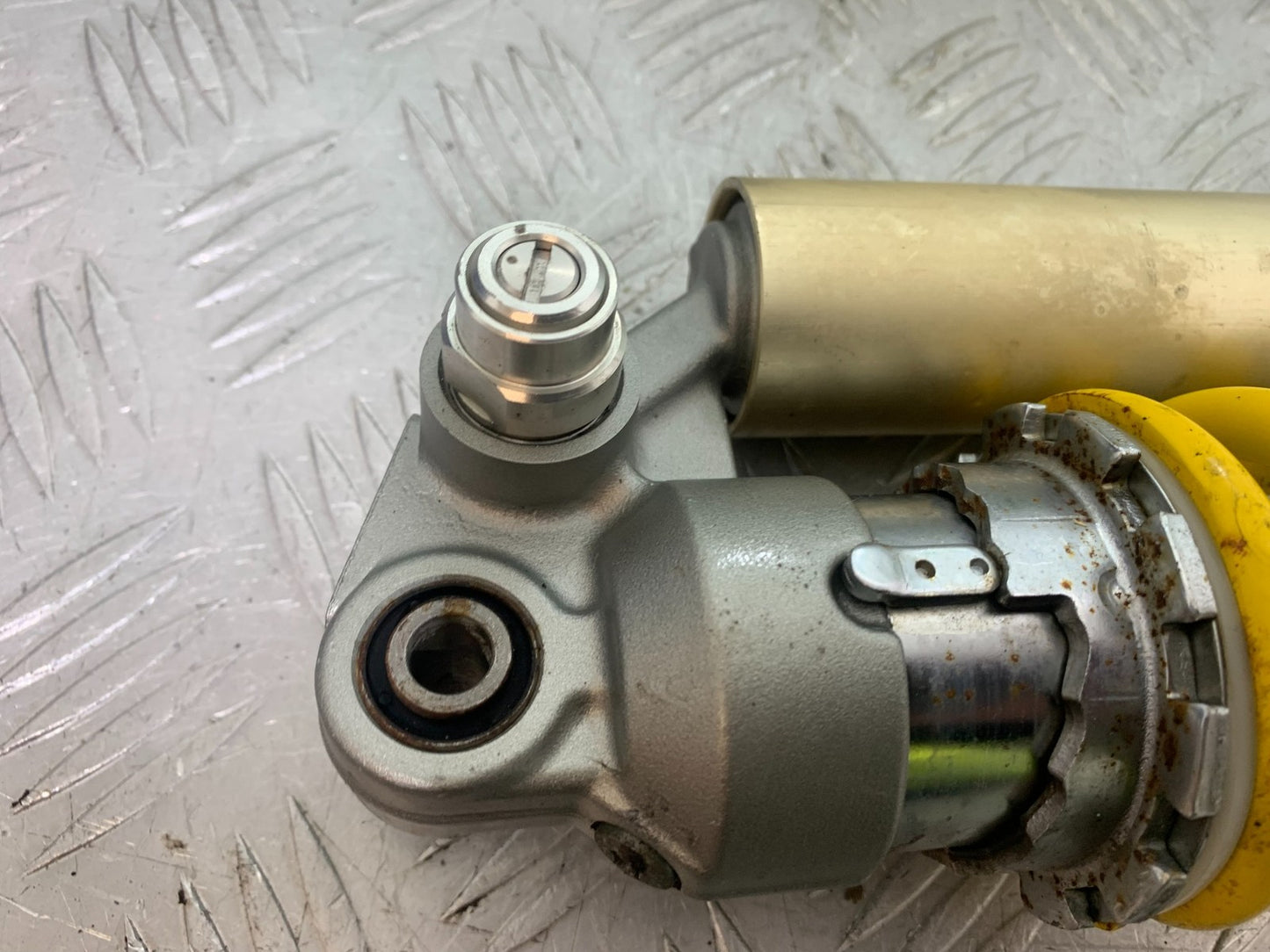 YAMAHA YZF R1 4XV REAR SHOCK  YEAR 1998-99 (CMB1291)