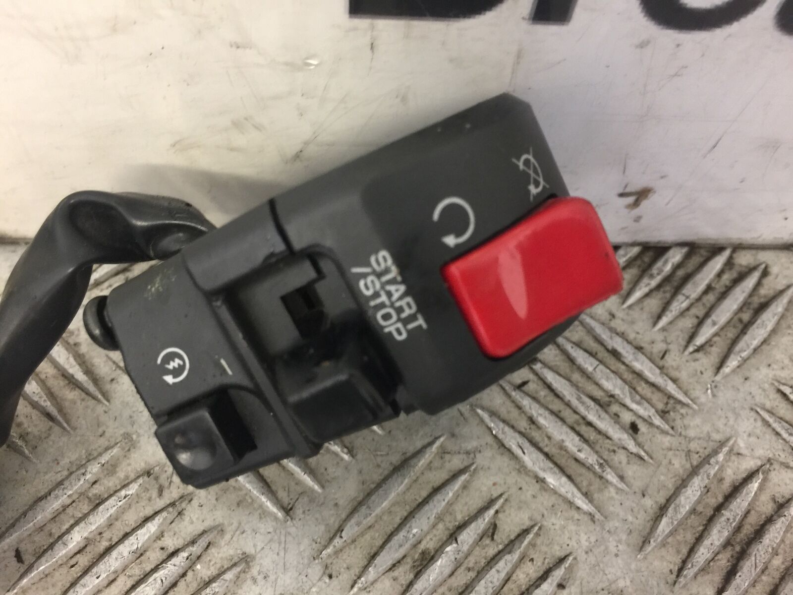 KAWASAKI ZX6R ZX6 R P7F P8F RIGHT SWITCH GEAR  YEAR 2007 2008 (STOCK 337)