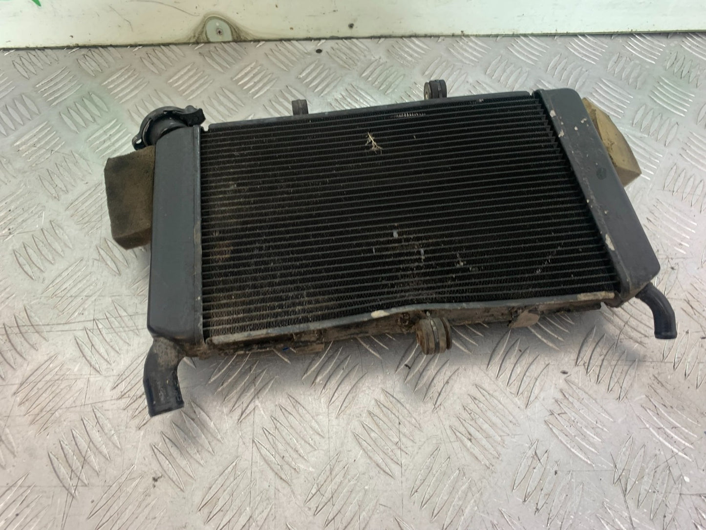 YAMAHA XJ6 XJ6-S RADIATOR YEAR 2009-2015  (CMB1212)