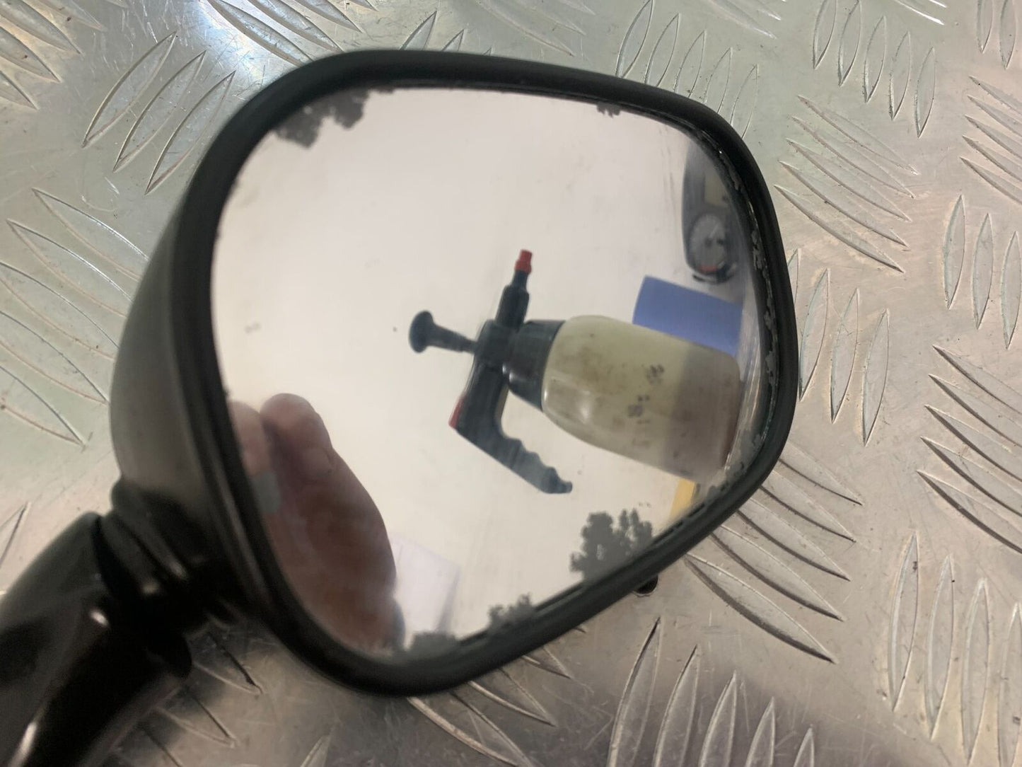 YAMAHA FJR1300 FJR 1300 RIGHT MIRROR  YEAR 2001-05 (STOCK 946)