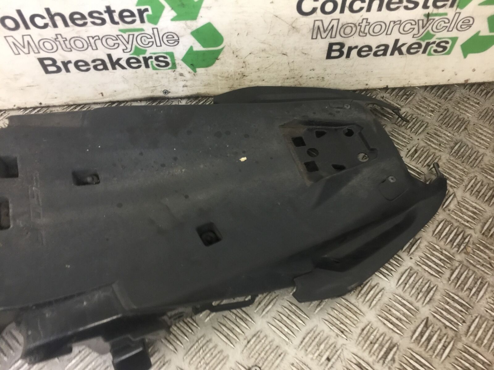 HONDA CB650 F CB 650 FA-E UNDERTRAY YEAR 2014-2017 STOCK 609