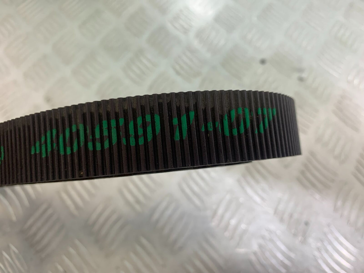 HARLEY DAVIDSON XL883 N IROD DRIVE BELT  YEAR 2020  (CMB1116)