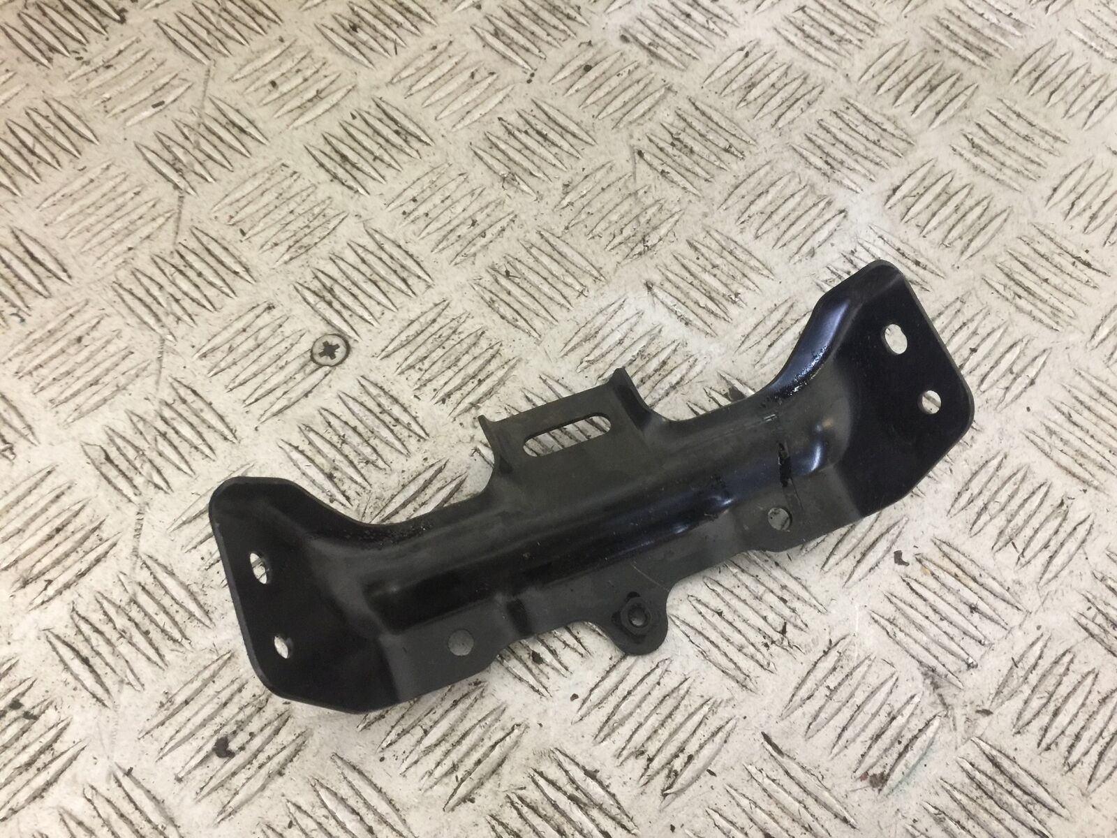 HONDA CBR500R CBR 500 R TANK BRACKET  2016-18  (STOCK 742)