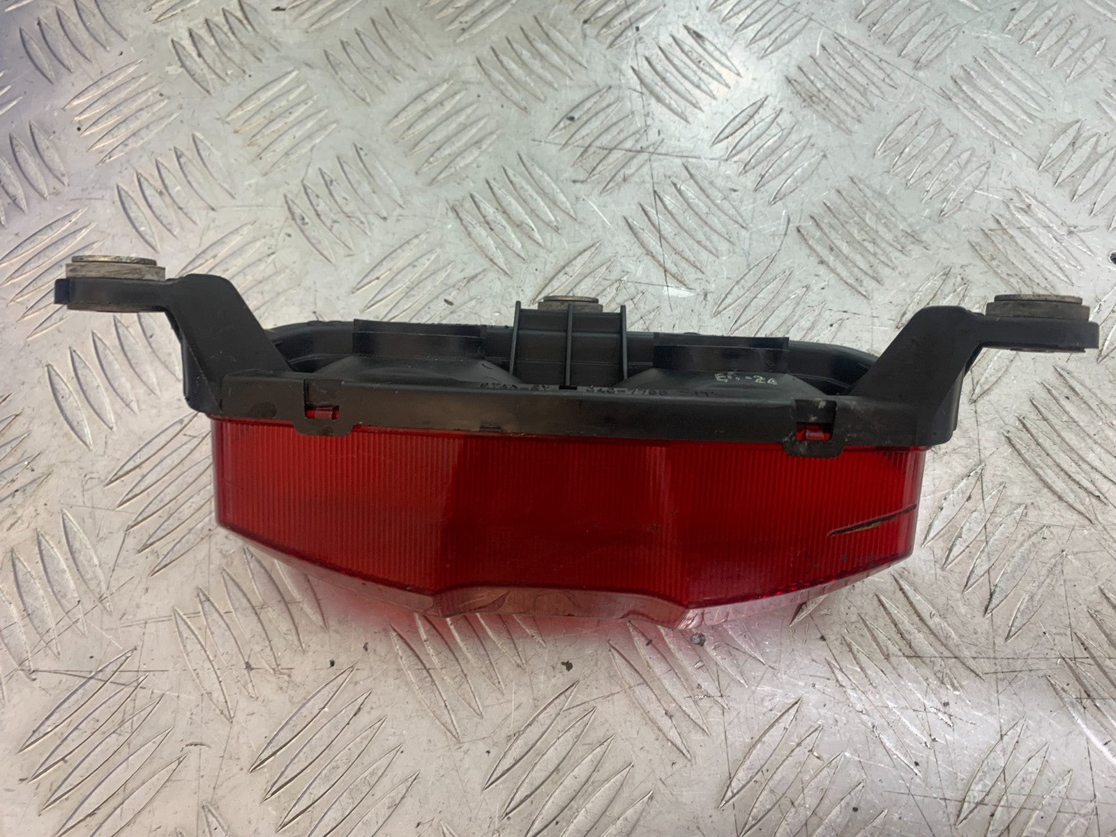 KAWASAKI ZX6R ZX6 F REAR LIGHT   YEAR 1995-1997 (CMB1169)