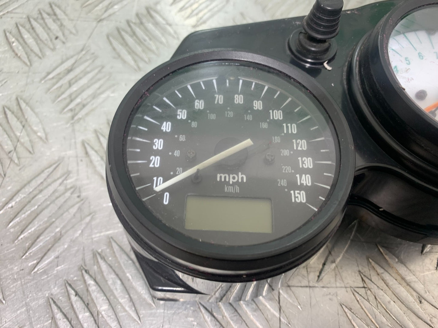 SUZUKI SV650 SV 650 mk1 CLOCKS SPEEDO DASH   YEAR 1999-2002 (CMB1208)