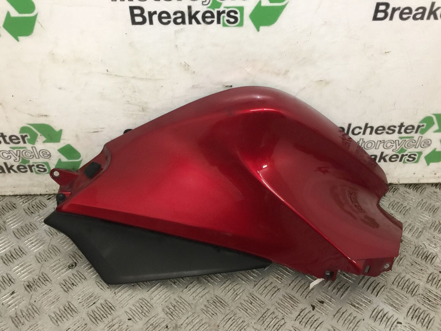 HONDA VFR1200 VFR 1200 FA RIGHT TANK PANEL  YEAR 2010-11  (STOCK 793)