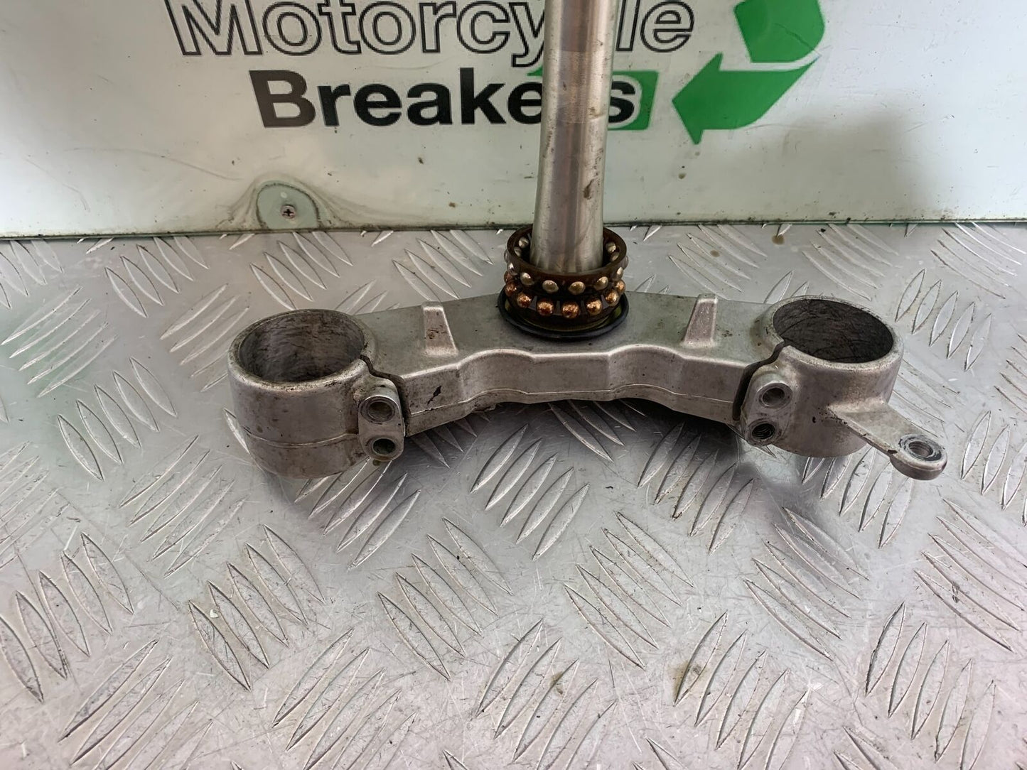 SUZUKI SV1000 SV 1000 K3 BOTTOM YOKE  YEAR 2003-2006 (CMB1111)
