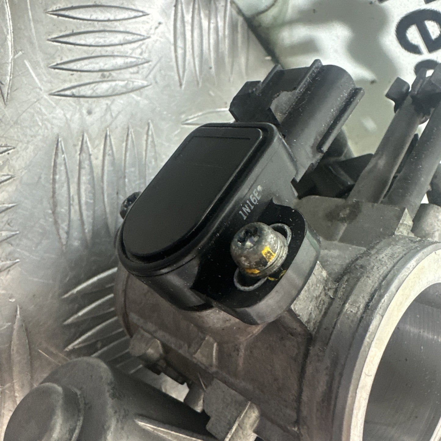 TRIUMPH TROPHY 1215 SE THROTTLE BODIES  YEAR 2012-2017 (STOCK 567)