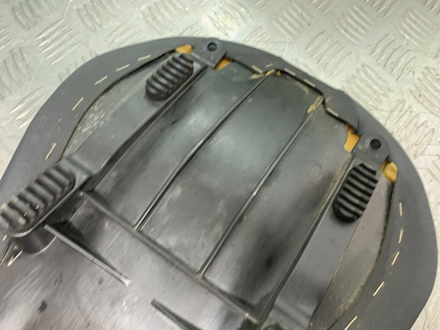 DUCATI 1198 S FRONT SEAT  YEAR 2009-2011 (CMB1219)
