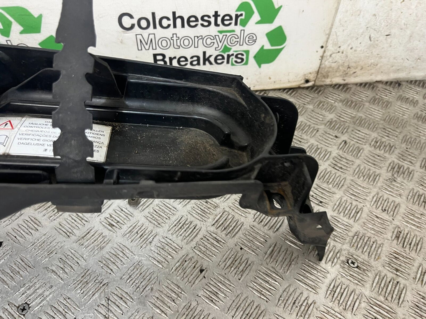 TRIUMPH TIGER 1200 EXPLORER REAR MUDGUARD   YEAR 2012-2015 (STOCK 901)