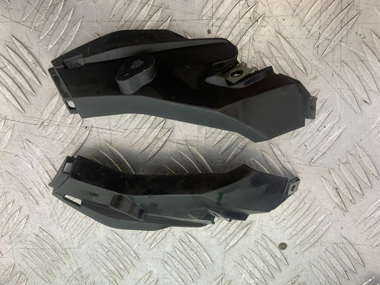 BENELLI BN125 BN 125 FRONT INDICATOR MOUNTS   YEAR 2018-2021 (CMB1194)