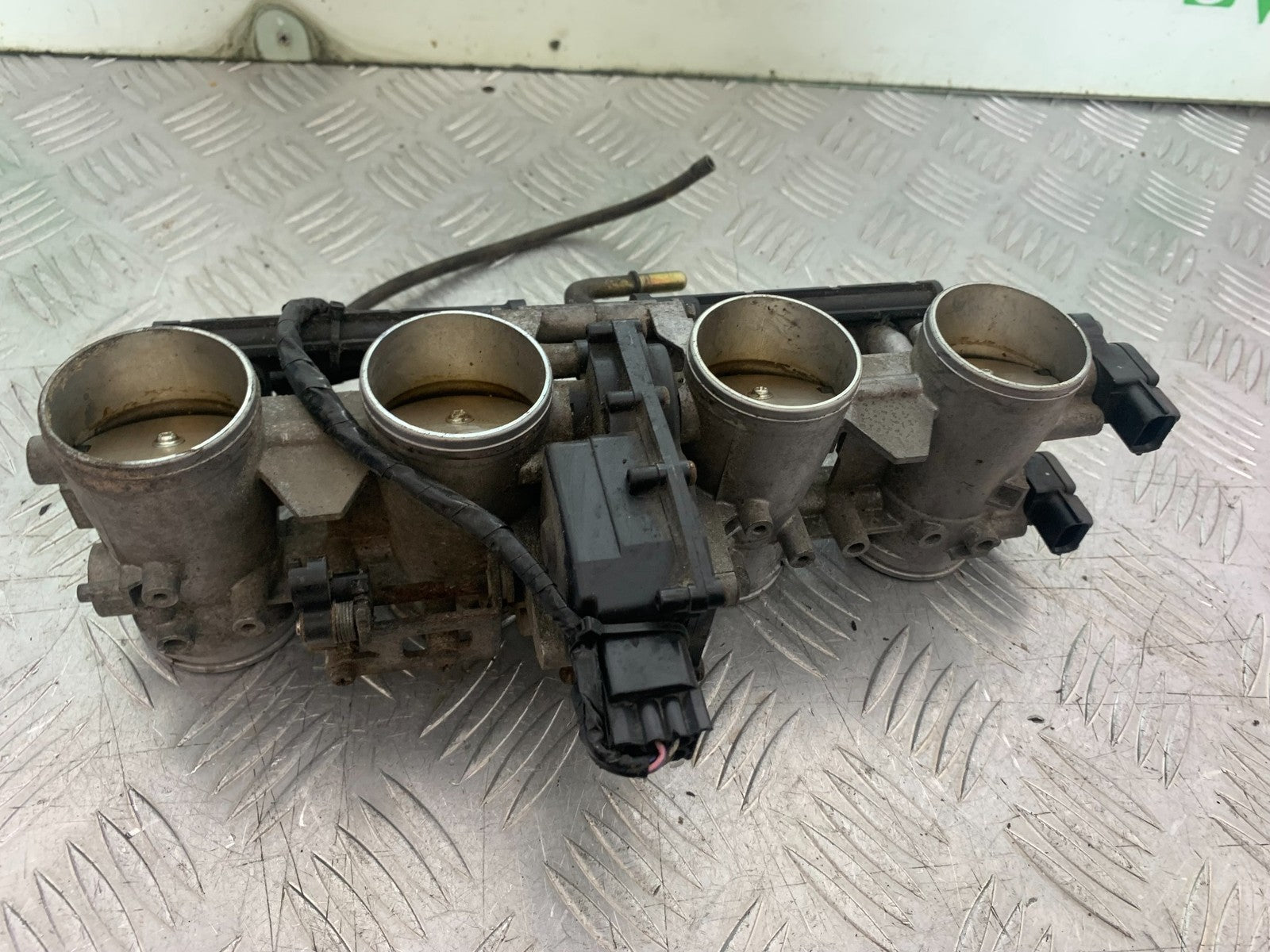 KAWASAKI Z750 Z 750 THROTTLE BODIES   YEAR 2004-2006  (CMB1234)