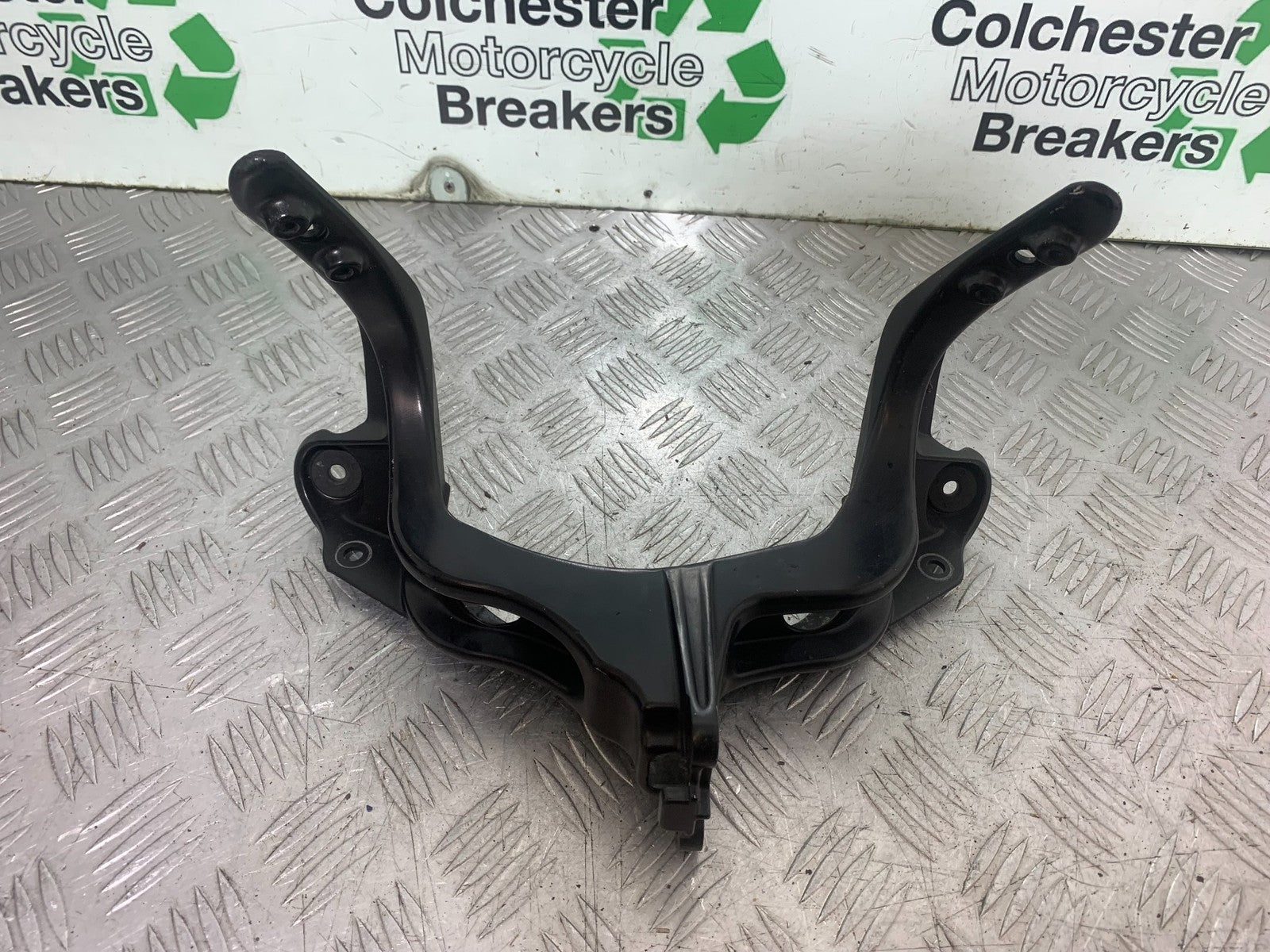 SUZUKI GSXR750 GSXR 750 K4 K5 FAIRING BRACKET    2004-2005 (CMB1319)