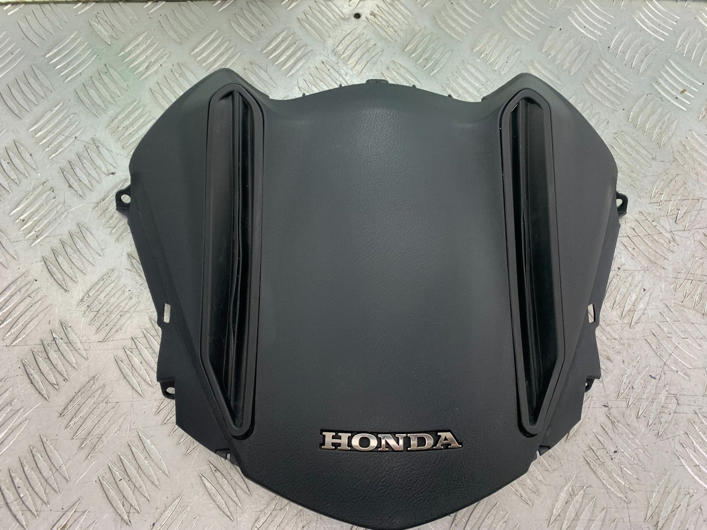 HONDA NT 700 V DEAUVILLE SCREEN INFILL COVER YEAR 2006-2010 (CMB1298)