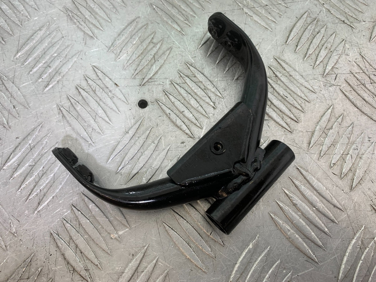 TRIUMPH TRIDENT 660 TANK BRACKET  YEAR 2021-2024 (CMB1295)