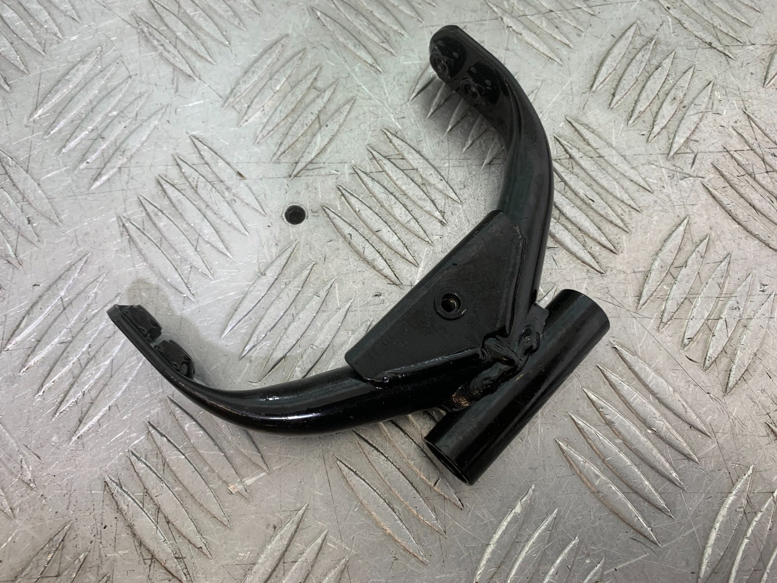TRIUMPH TRIDENT 660 TANK BRACKET  YEAR 2021-2024 (CMB1295)