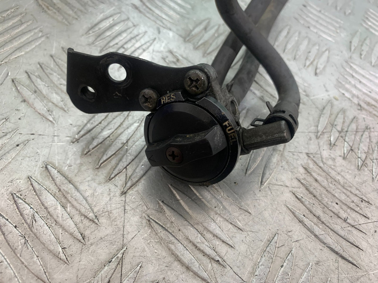 KAWASAKI ZX6R ZX6 F PETROL TAP   YEAR 1995-1997 (CMB1169)