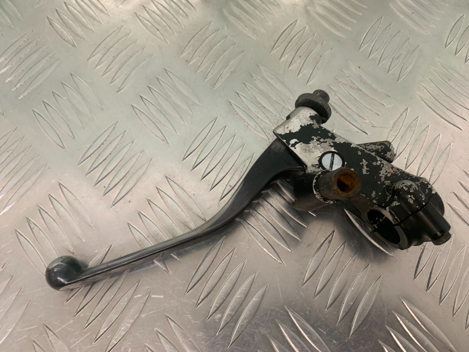 HONDA CB350 S CB 350 S CLUTCH LEVER AND BRACKET  YEAR 1986-1990 (STOCK 948)
