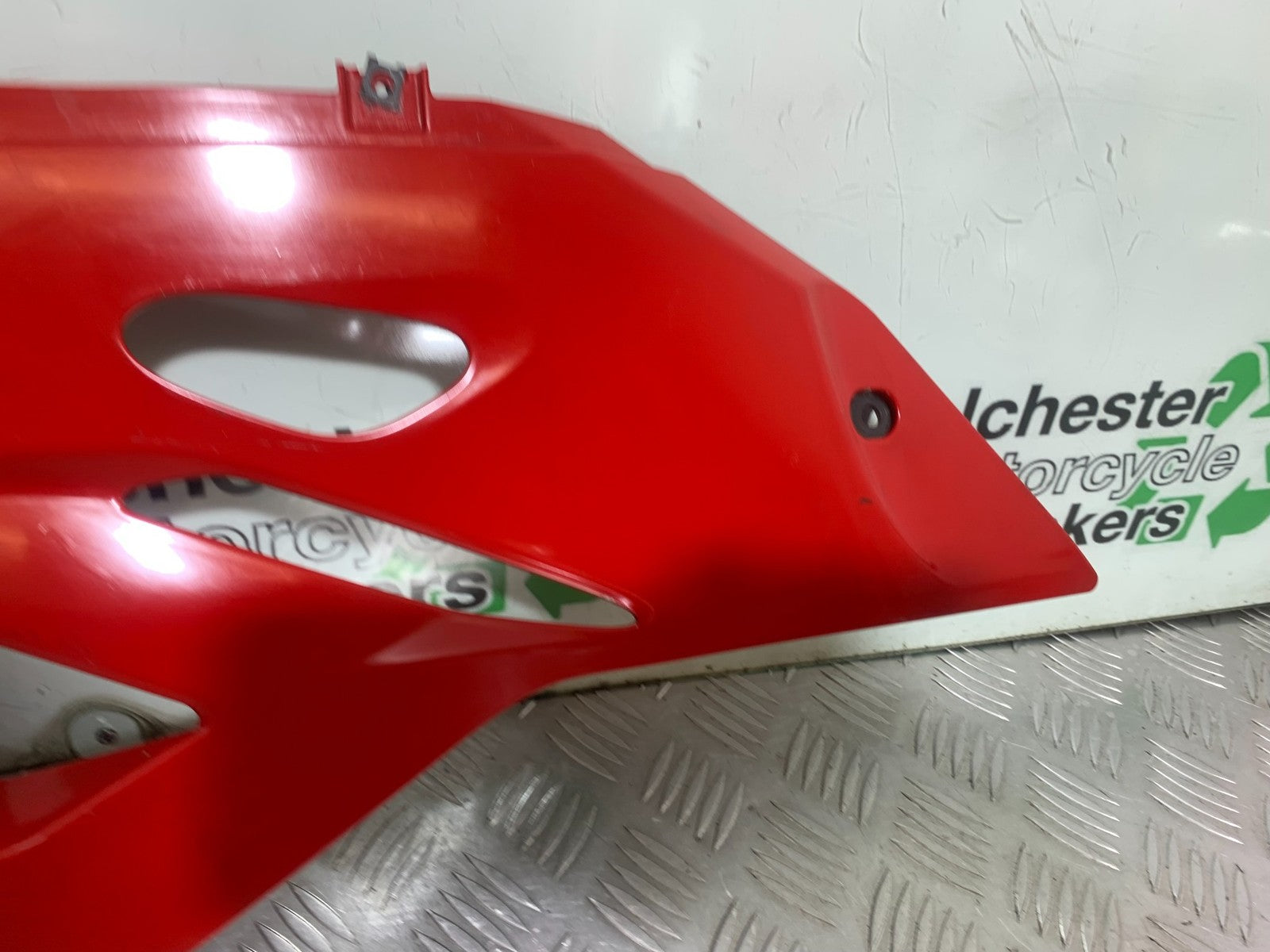DUCATI 1299 PANIGALE LEFT LOWER FAIRING PANEL YEAR 2016 (CMB 1187)