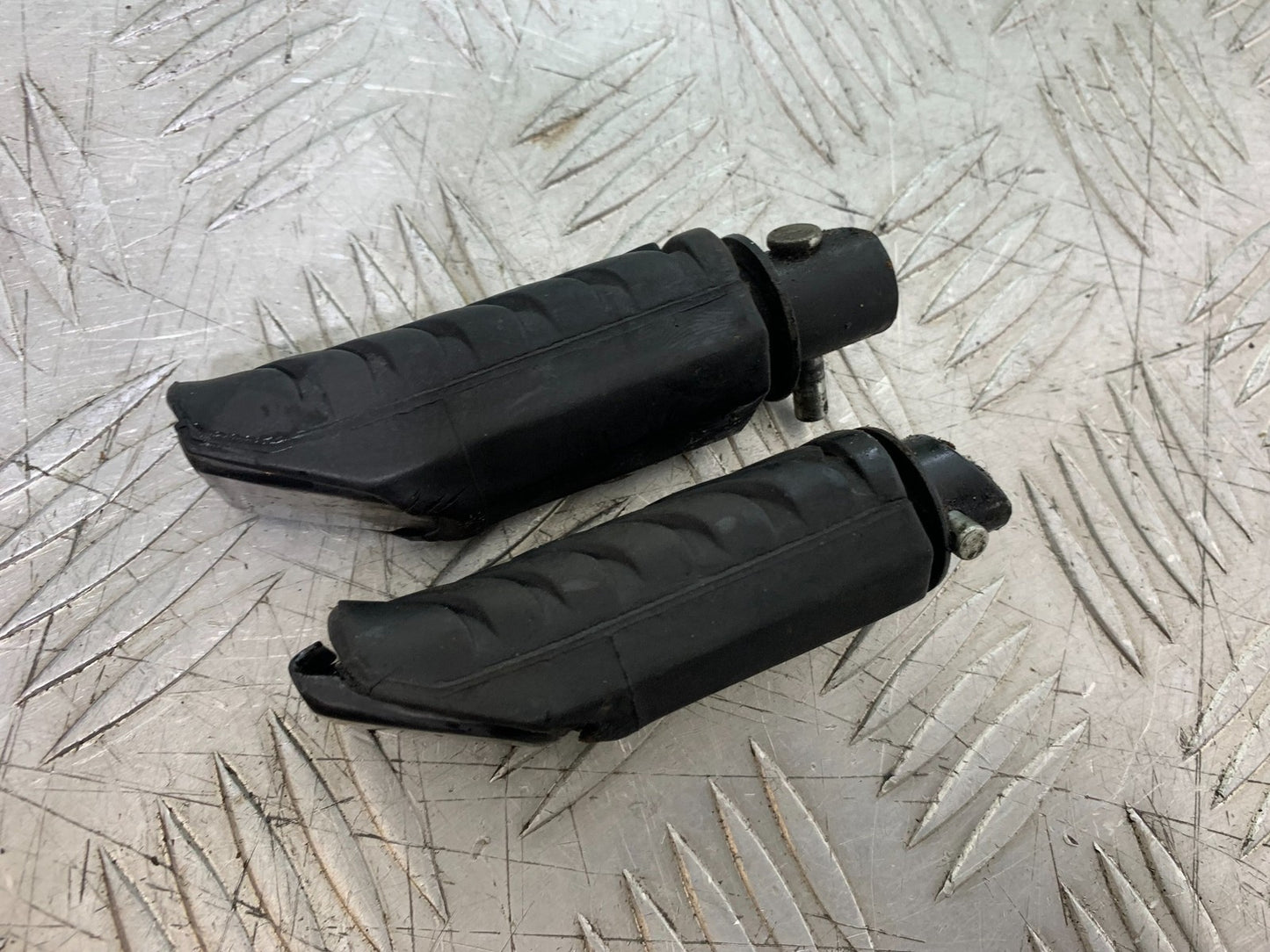 HONDA NSC110 VISION FOOTPEGS  YEAR 2017-2020 (CMB1249)