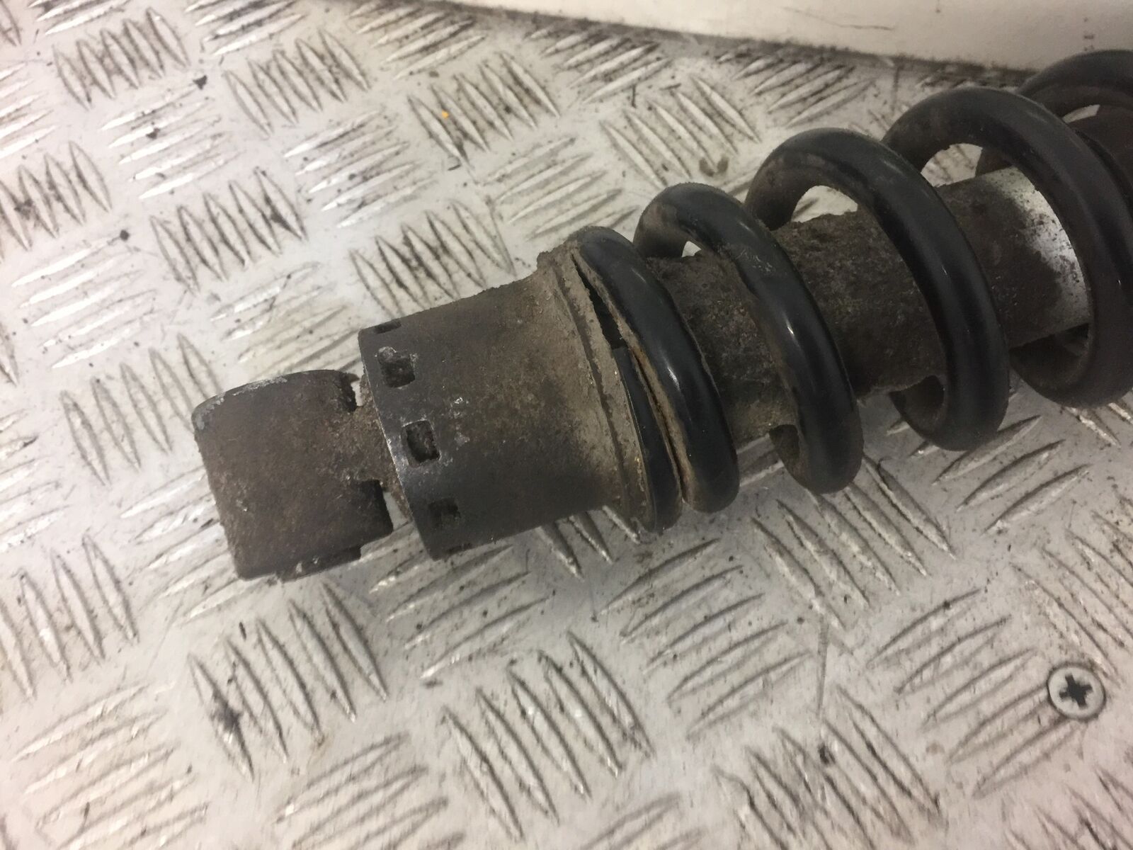 HONDA CBR 500 R  CBR500 R REAR SHOCK  YEAR 2014  (STOCK 392)
