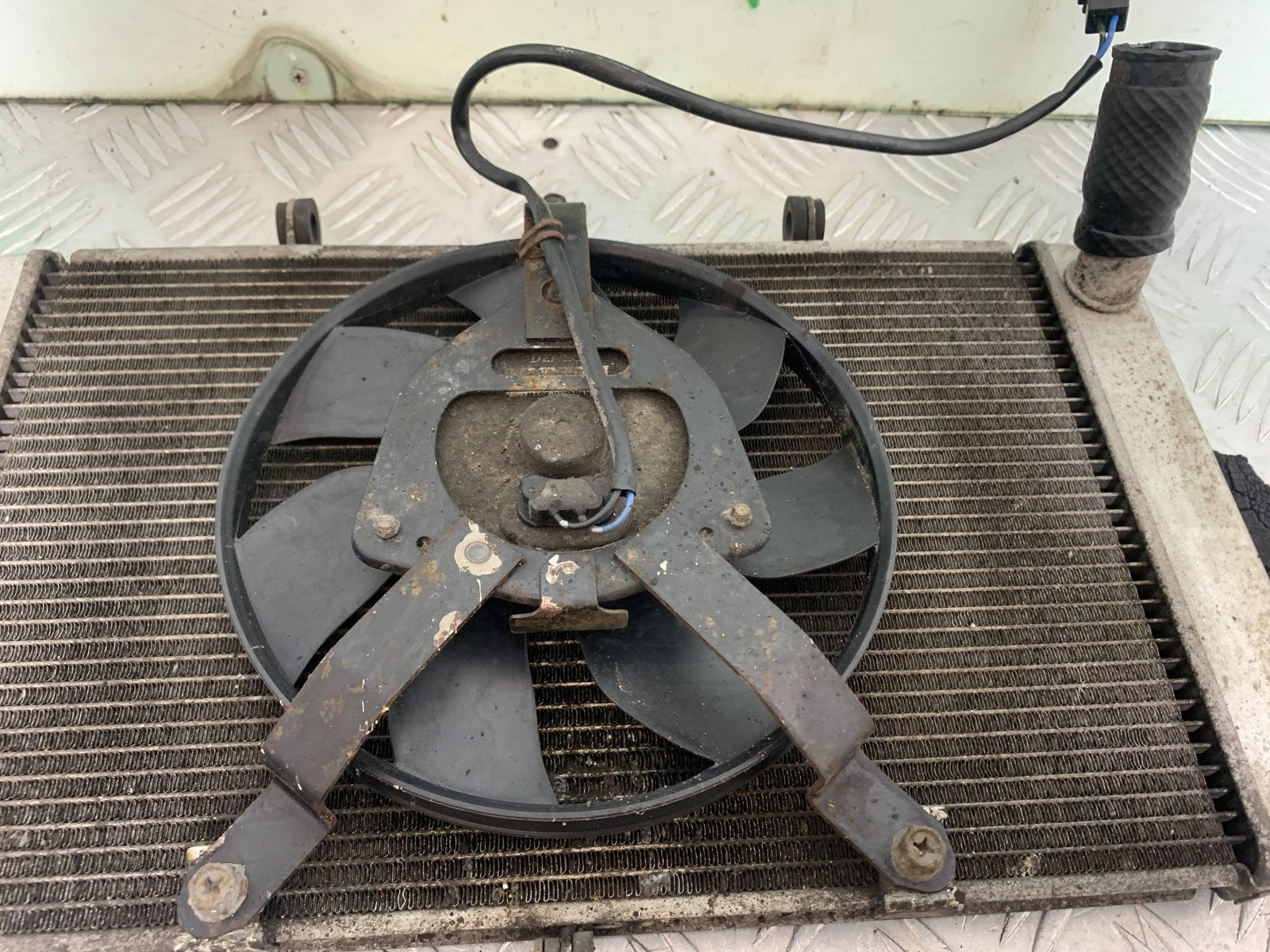 KAWASAKI Z1000 SX RADIATOR AND FAN YEAR 2014-16 (CMB1264)
