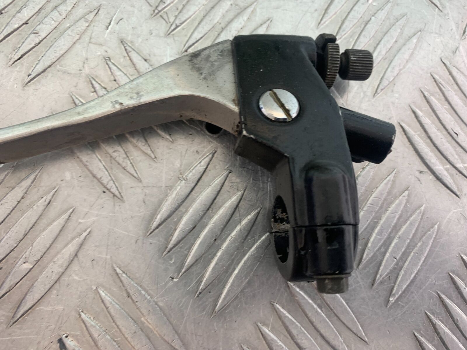 HONDA CBR600 CBR 600 F2 CLUTCH LEVER AND BRACKET   YEAR 1991-1994(CMB1133)