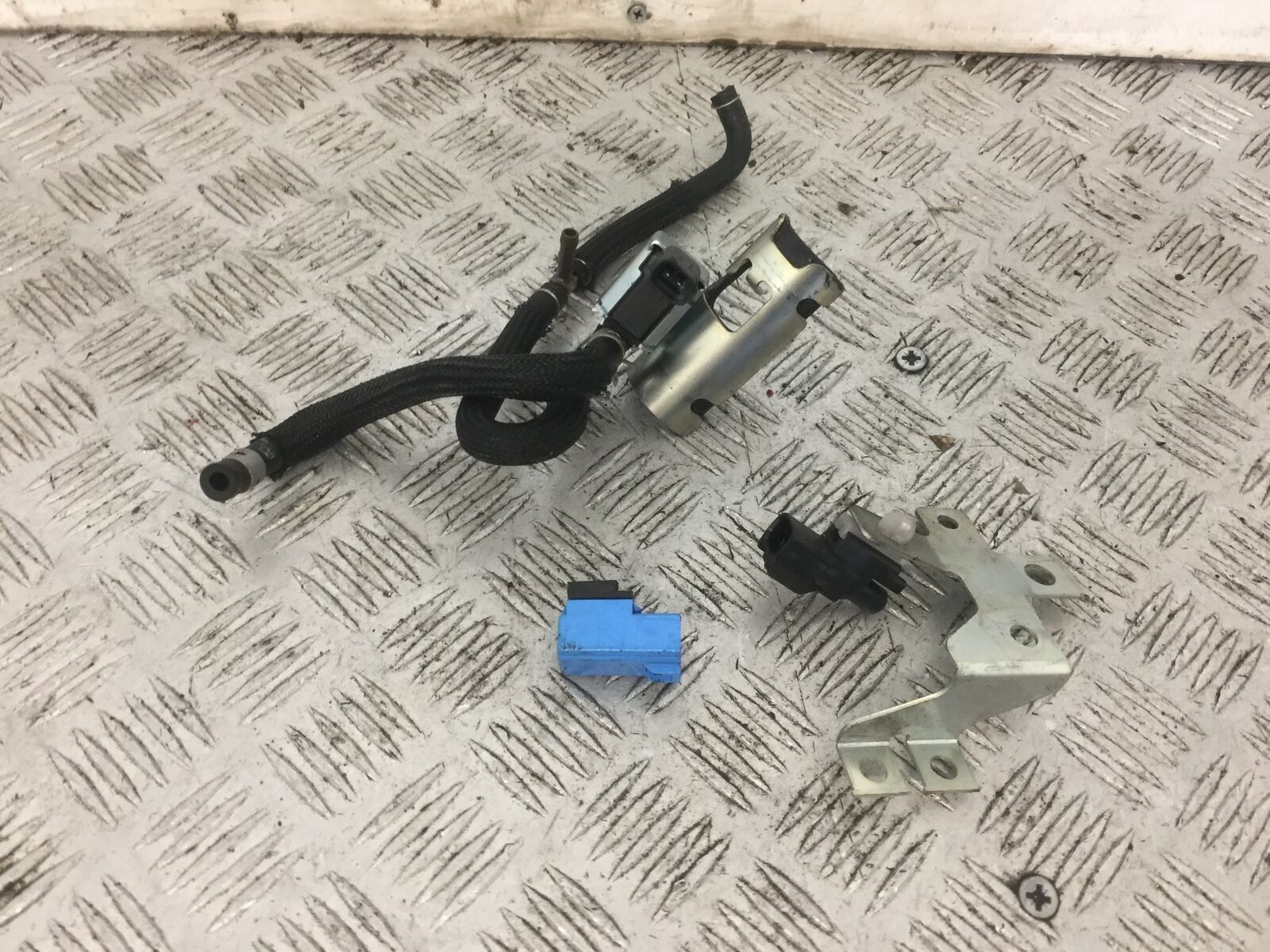 SUZUKI 650 BURGMAN RELAYS YEAR 2014-2018 (STOCK 769)