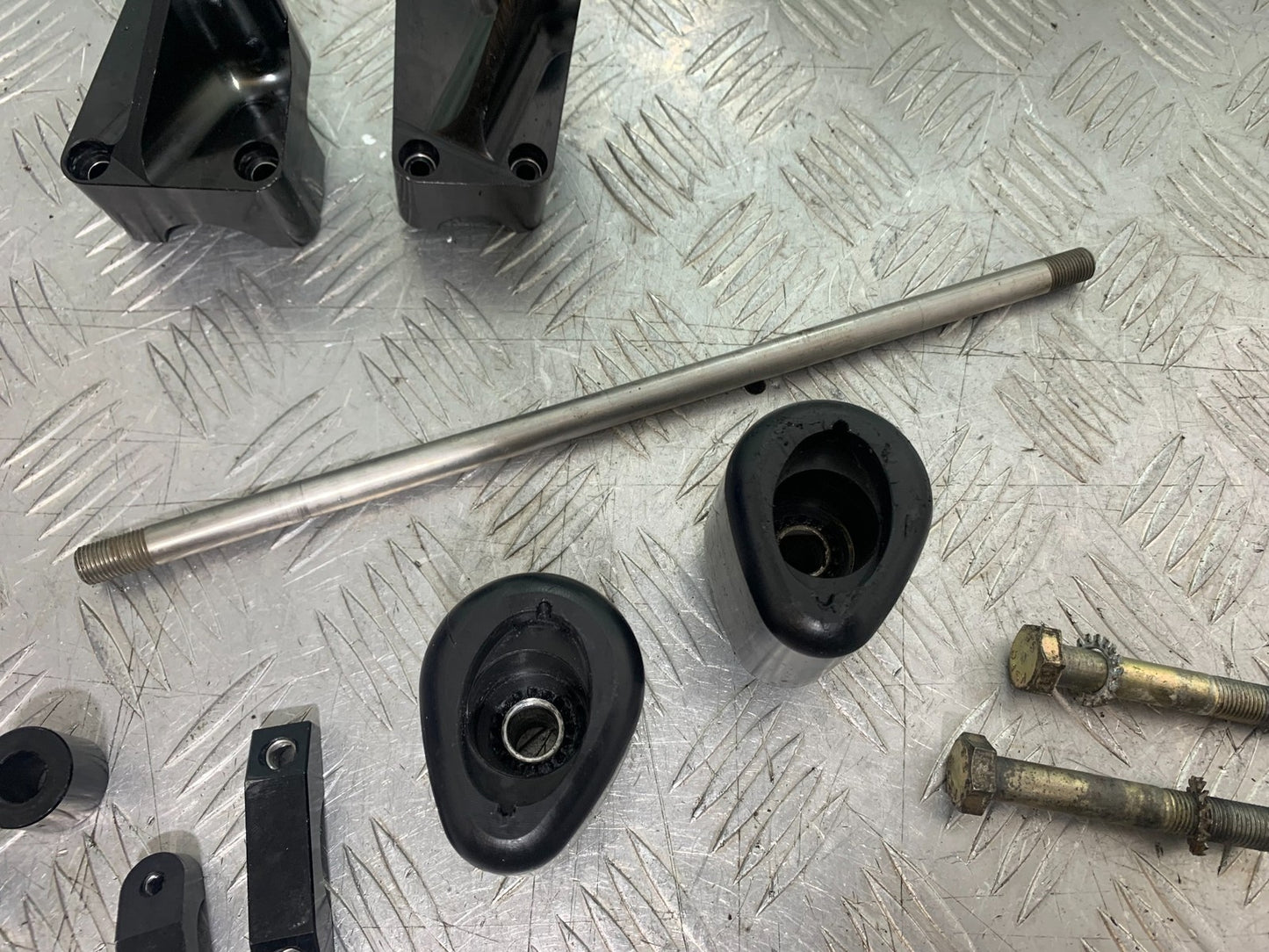 DUCATI 1198 S CRASH PROTECTORS   YEAR 2009-2011 (CMB1219)