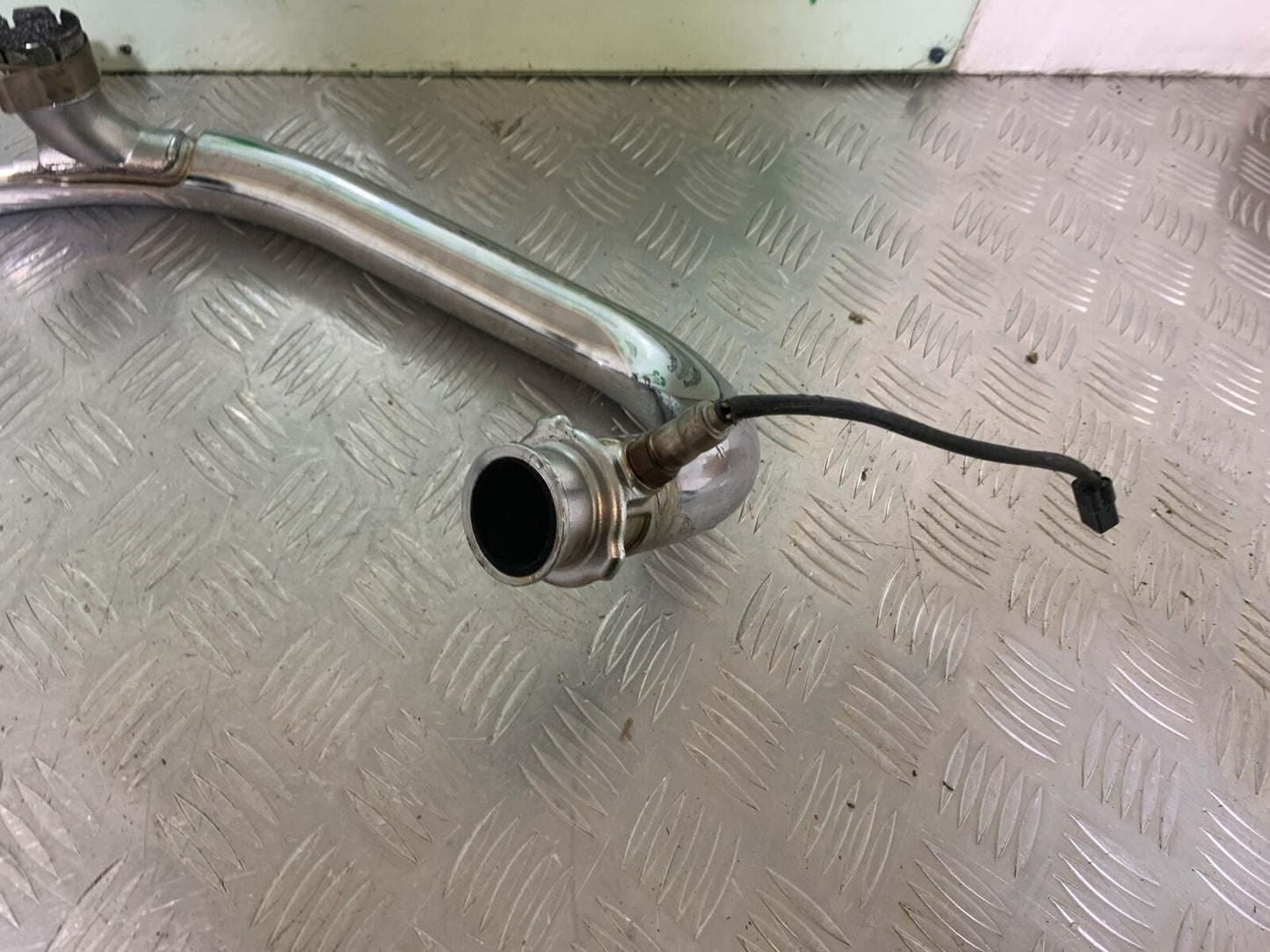 TRIUMPH BONNEVILLE T100 RIGHT DOWNPIPE  YEAR 2017-2021 (CMB1084)