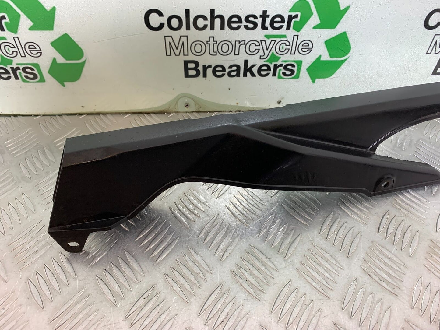 HONDA CBR500R CBR 500 R CHAIN GUARD  YEAR 2012-16 (CMB1048)