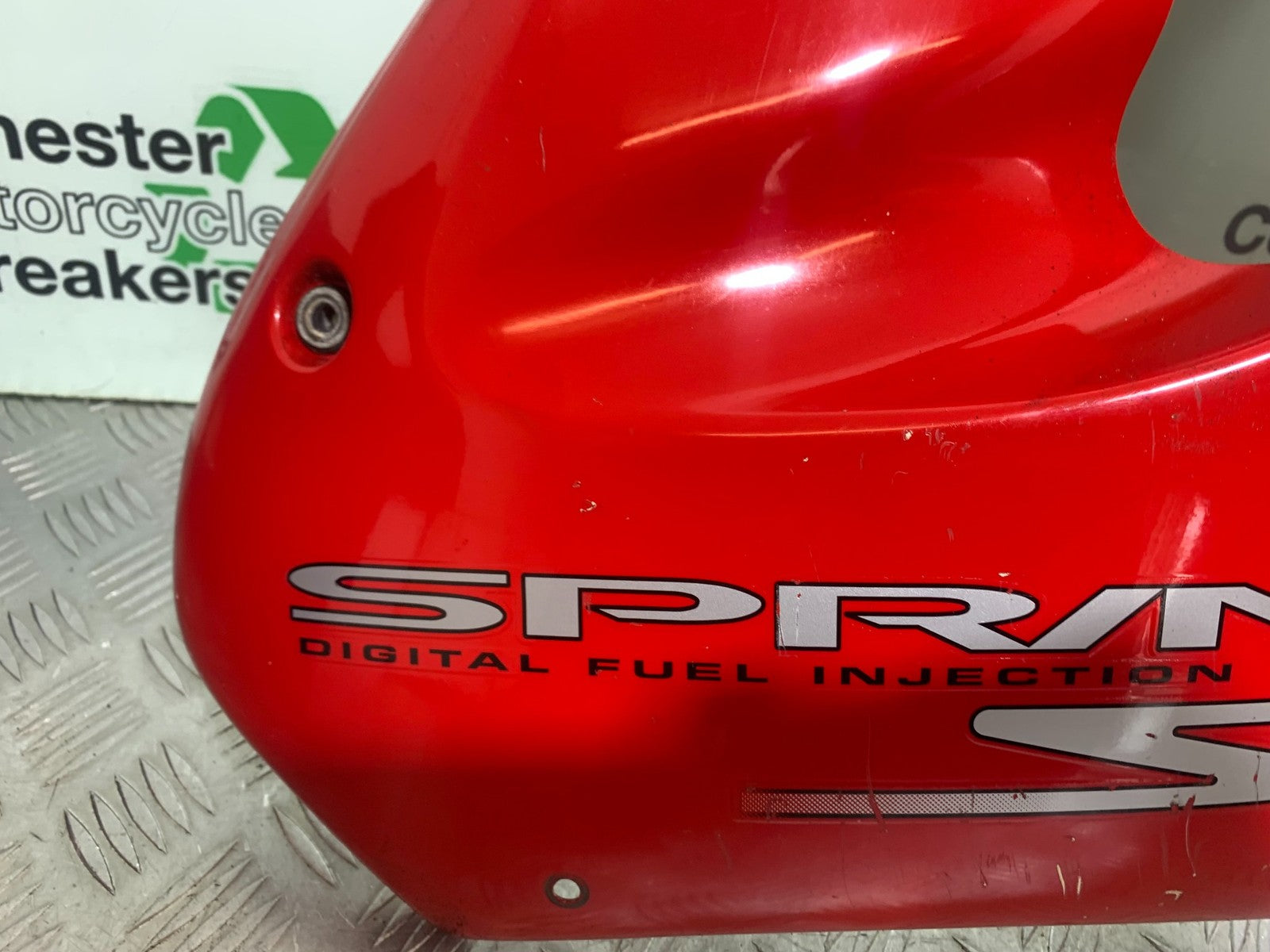 TRIUMPH 955i SPRINT ST RIGHT FAIRING PANEL  1999-2004 (CMB1176)