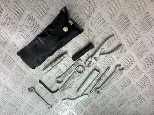 HONDA XL125 VARADERO TOOL KIT  YEAR 2001-2006  (CMB1210)