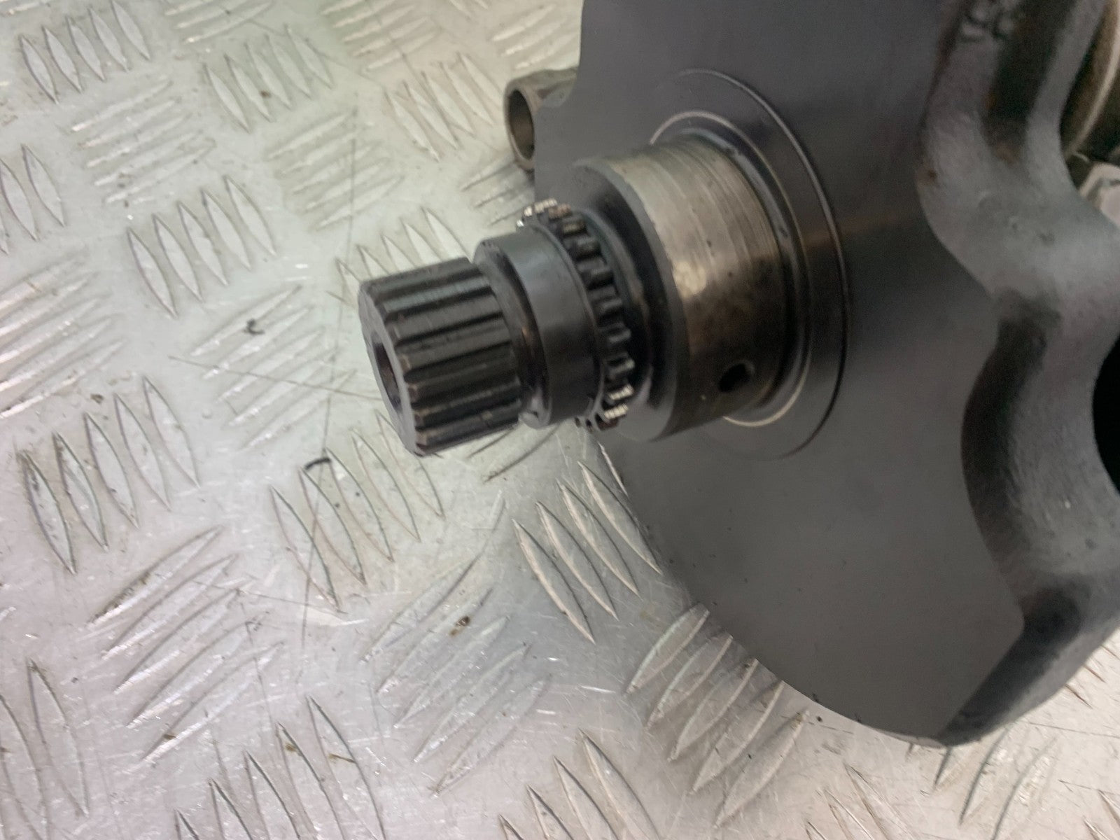 KAWASAKI VN1500 CLASSIC CRANK SHAFT   YEAR 1999 -2006 (CMB1166)