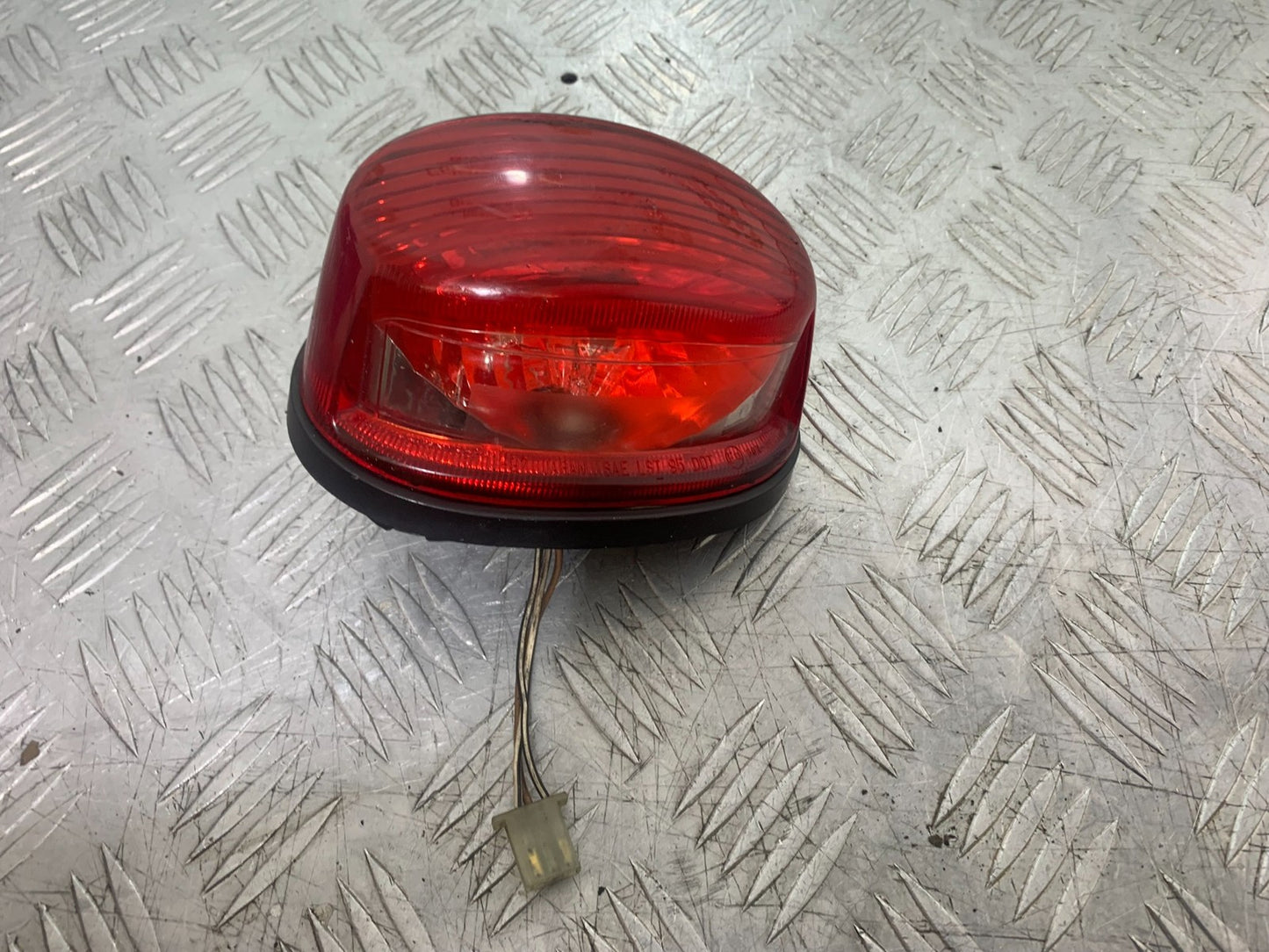 SUZUKI GSX750 INAZUMA REAR LIGHT  YEAR 1998-2003 (CMB1308)